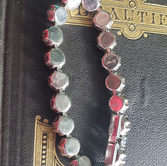 Dark Blue Weiss Rhinestone Bracelet - Picture 5 of 5